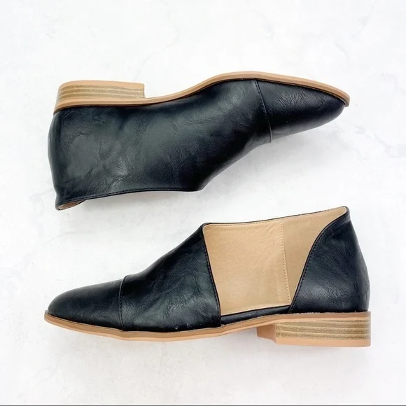 [Catherine Malandrino] Classic Black Cut-Out Flats